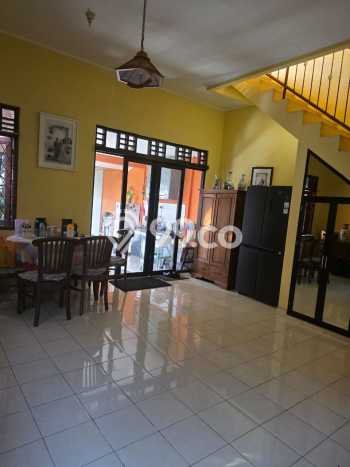 Hunian Eksklusif Dijual LT 1245m2 di Ciputat Timur, Tangerang Selatan Hunian Eksklusif Dijual LT 1245m2 di Ciputat Timur, Tangerang Selatan