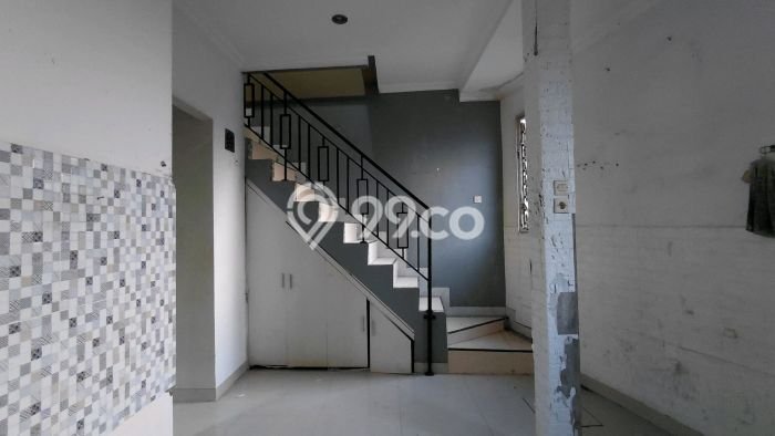 Dijual Rumah Modern 3 KT di Bambu Apus, Jakarta Timur Dijual Rumah Modern 3 KT di Bambu Apus, Jakarta Timur