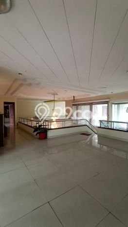 Rumah Area Setrasari Pasteur 2 Lantai 6 Kamar Tidur, Bandung Rumah Area Setrasari Pasteur 2 Lantai 6 Kamar Tidur, Bandung