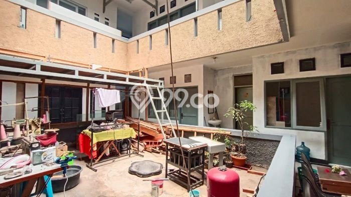 Rumah Banyak Kamar Cocok Studio Ecommerce, Sayap Dago Bandung Rumah Banyak Kamar Cocok Studio Ecommerce, Sayap Dago Bandung