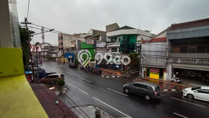 Ruko Dijual di Prime Area Bandung Luas 350m2 Ruko Dijual di Prime Area Bandung Luas 350m2