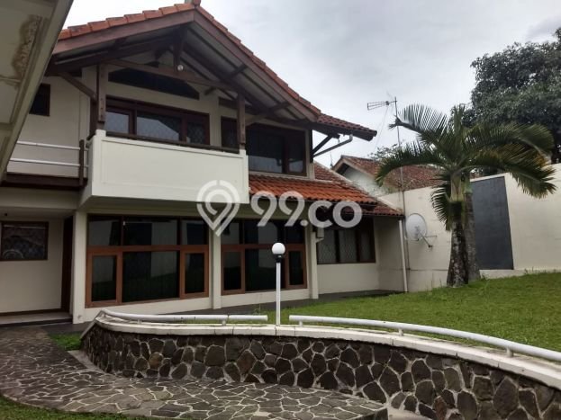 Ready to Use! Luxury House LT 400m2 Desain Elegan di Tubagus Ismail Ready to Use! Luxury House LT 400m2 Desain Elegan di Tubagus Ismail