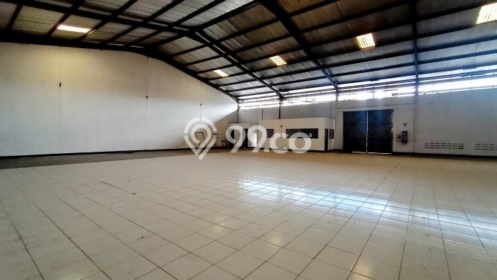 Disewakan Gudang di Pusat Kota Cimahi Ramai Strategis Disewakan Gudang di Pusat Kota Cimahi Ramai Strategis