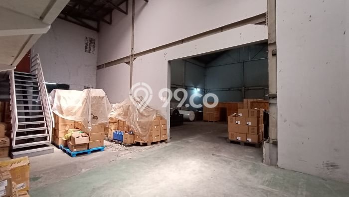Gudang untuk Disewa di Pusat Bandung Luas Bangunan 600m2 Gudang untuk Disewa di Pusat Bandung Luas Bangunan 600m2