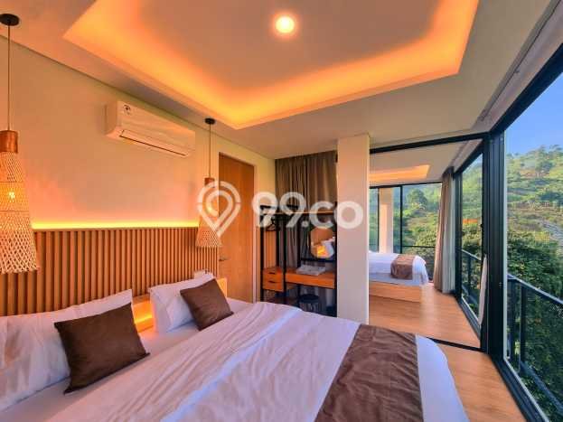 Vila Premium Kawasan , Area 215m2m², Akses Bandung, Bandung Vila Premium Kawasan , Area 215m2m², Akses Bandung, Bandung