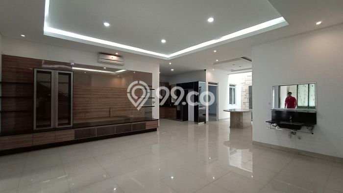 Disewakan Rumah Murah di Kota Baru Parahyangan Bandung Punya 6 Kamar Tidur Disewakan Rumah Murah di Kota Baru Parahyangan Bandung Punya 6 Kamar Tidur