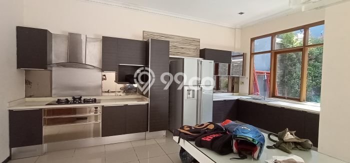 Rumah Siap Huni di Pasteur, Bandung, LT 352m² Bangunan 500m² Rumah Siap Huni di Pasteur, Bandung, LT 352m² Bangunan 500m²