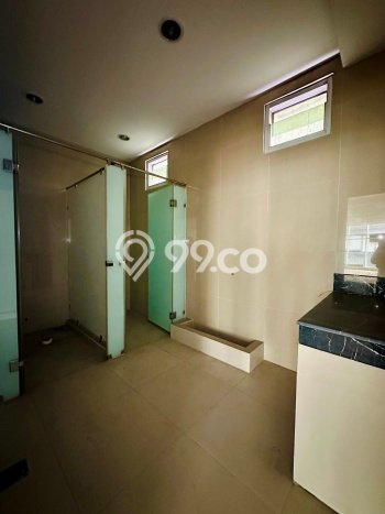 Kantor Dijual di Jakarta Selatan LT 740m2 & LB 3230m2 Lokasi Terbaik! Kantor Dijual di Jakarta Selatan LT 740m2 & LB 3230m2 Lokasi Terbaik!