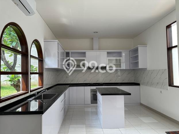 Hunian Modern dengan LT 1000m2 & LB 400m2 Dikontrakkan di Kemang Hunian Modern dengan LT 1000m2 & LB 400m2 Dikontrakkan di Kemang