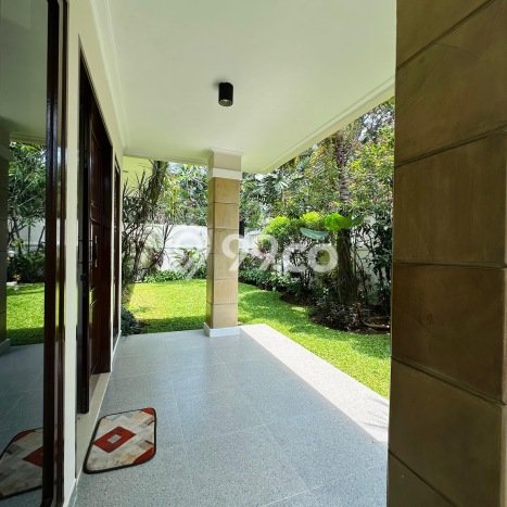 UNIT TERBATAS! Rumah di Kemang, 4 KM, LT 700m2m² LB 350m2m² UNIT TERBATAS! Rumah di Kemang, 4 KM, LT 700m2m² LB 350m2m²