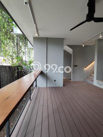 Ready to Use! Luxury House LT 88m2 Desain Modern di Ciganjur Ready to Use! Luxury House LT 88m2 Desain Modern di Ciganjur