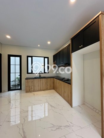 For Sale Rumah Mewah Exclusive di Jagakarsa, Jakarta Selatan For Sale Rumah Mewah Exclusive di Jagakarsa, Jakarta Selatan