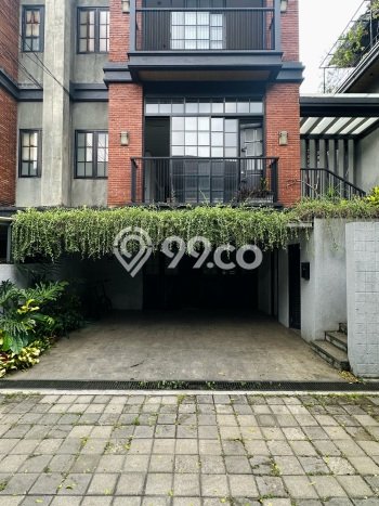 Hunian Mewah LB 306m2 Siap Pakai Desain Elegan di Cipete, Jakarta Selatan Hunian Mewah LB 306m2 Siap Pakai Desain Elegan di Cipete, Jakarta Selatan