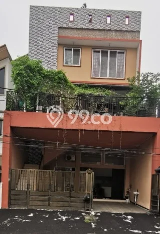 Hunian Super Elit dengan Akses Paling Strategis di Taman Surya, Jakarta Barat Hunian Super Elit dengan Akses Paling Strategis di Taman Surya, Jakarta Barat