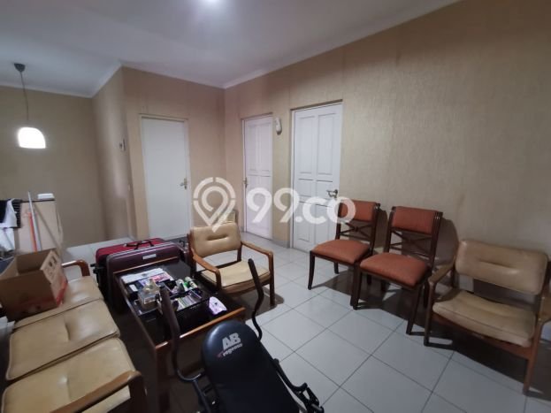 Hunian Elit LB 200m2 Siap Huni Desain Elegan di Semanan, Jakarta Barat Hunian Elit LB 200m2 Siap Huni Desain Elegan di Semanan, Jakarta Barat