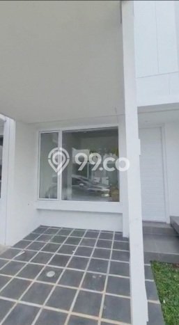 Jual Rumah Eksklusif 2 KT di BSD City, Tangerang Jual Rumah Eksklusif 2 KT di BSD City, Tangerang