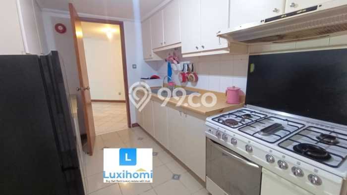 Hunian Apartemen High-Class untuk Dijual di Jakarta Barat dengan 4 BR & 3 Kamar Mandi Hunian Apartemen High-Class untuk Dijual di Jakarta Barat dengan 4 BR & 3 Kamar Mandi