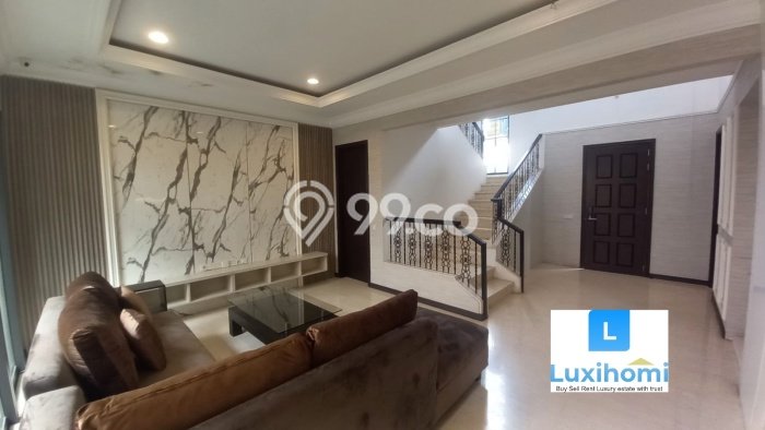 Jual Rumah Luas Megah Dengan View Eksklusif di BSD City, Tangerang Jual Rumah Luas Megah Dengan View Eksklusif di BSD City, Tangerang