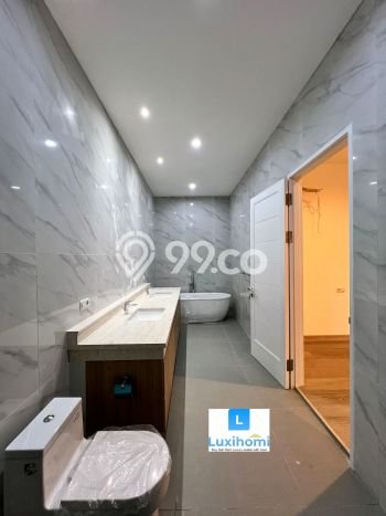 Hot Offer Hunian Mewah Ideal dan Luas di Cilandak, Jakarta Selatan Hot Offer Hunian Mewah Ideal dan Luas di Cilandak, Jakarta Selatan