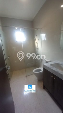 Jual Rumah Luas Megah Dengan View Eksklusif di BSD City, Tangerang Jual Rumah Luas Megah Dengan View Eksklusif di BSD City, Tangerang