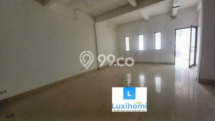 Unit Ruko Dijual di Jakarta Selatan LT 519m2 & LB 423m2 Unit Ruko Dijual di Jakarta Selatan LT 519m2 & LB 423m2
