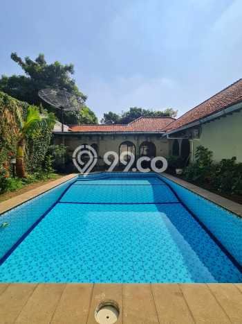 Dijual Rumah Mewah Exclusive di Kebayoran Baru, Jakarta Selatan Dijual Rumah Mewah Exclusive di Kebayoran Baru, Jakarta Selatan