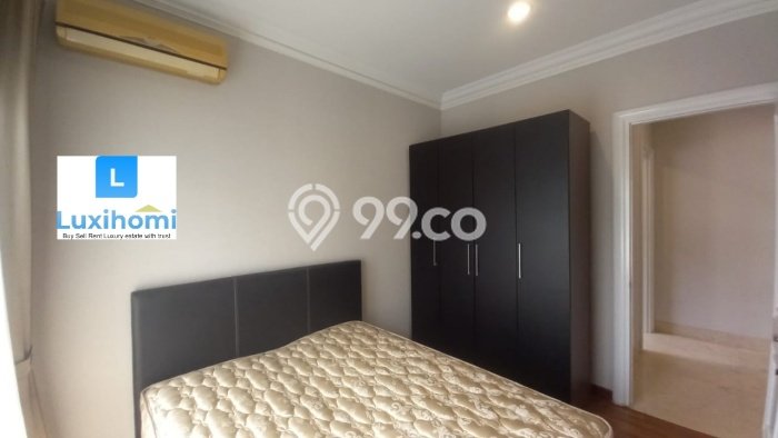 Jarang Ada! Rumah Kontrakan 4 Kamar Bagus Siap Huni BSD City Jarang Ada! Rumah Kontrakan 4 Kamar Bagus Siap Huni BSD City