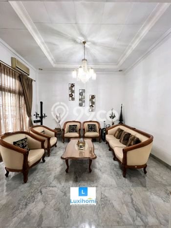 For Sale! Premium House LT 660m2 Desain Elegan di Pondok Indah For Sale! Premium House LT 660m2 Desain Elegan di Pondok Indah