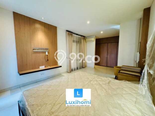 Rumah Bagus di , Jakarta Selatan, Luas 502m2m² Bangunan 424m2m² DIJUAL CEPAT! Rumah Bagus di , Jakarta Selatan, Luas 502m2m² Bangunan 424m2m² DIJUAL CEPAT!