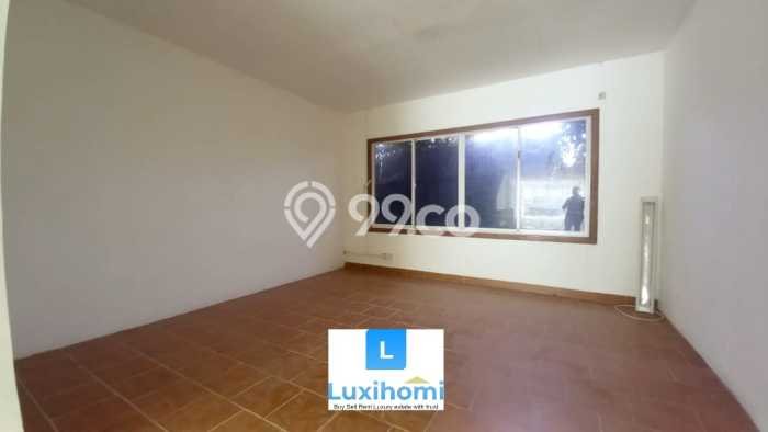 Unit Ruko Dijual di Jakarta Selatan LT 519m2 & LB 423m2 Unit Ruko Dijual di Jakarta Selatan LT 519m2 & LB 423m2