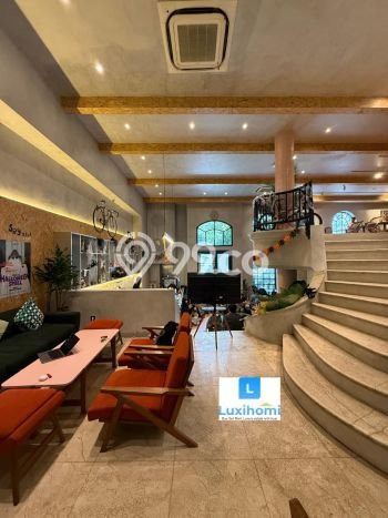 Unit Komersial Dijual di Kebayoran Baru Jakarta Selatan Luas Bangunan 650m2 Unit Komersial Dijual di Kebayoran Baru Jakarta Selatan Luas Bangunan 650m2