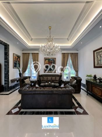 Rumah Elit Modern Tanpa Renovasi di Pondok Indah Jakarta Selatan Rumah Elit Modern Tanpa Renovasi di Pondok Indah Jakarta Selatan