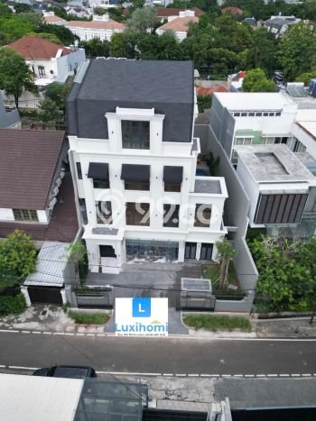 Hot Offer Hunian Mewah Ideal dan Luas di Kebayoran Baru, Jakarta Selatan Hot Offer Hunian Mewah Ideal dan Luas di Kebayoran Baru, Jakarta Selatan