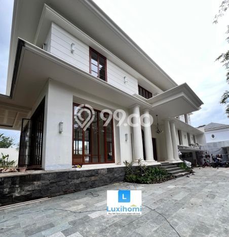 For Sale! Luxury House LT 1066m2 Desain Elegan di Kemang For Sale! Luxury House LT 1066m2 Desain Elegan di Kemang