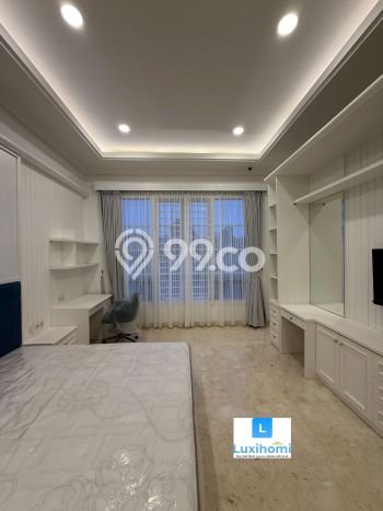Jual Rumah Luas Megah Dengan View Cantik di Kemang, Jakarta Selatan Jual Rumah Luas Megah Dengan View Cantik di Kemang, Jakarta Selatan