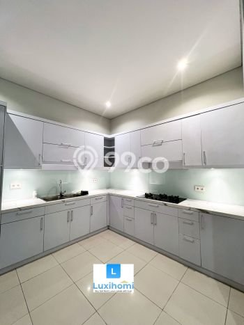 Rumah Elit Modern Siap Huni di Cipete Jakarta Selatan Rumah Elit Modern Siap Huni di Cipete Jakarta Selatan
