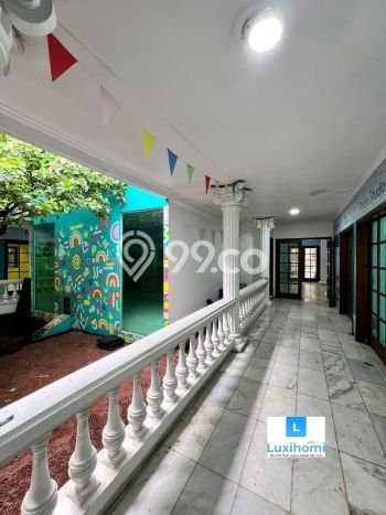 Rumah Mewah LB 500m2 Siap Huni Desain Elegan di Kemang, Jakarta Selatan Rumah Mewah LB 500m2 Siap Huni Desain Elegan di Kemang, Jakarta Selatan