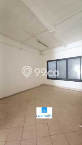 Unit Ruko Dijual di Jakarta Selatan LT 519m2 & LB 423m2 Unit Ruko Dijual di Jakarta Selatan LT 519m2 & LB 423m2