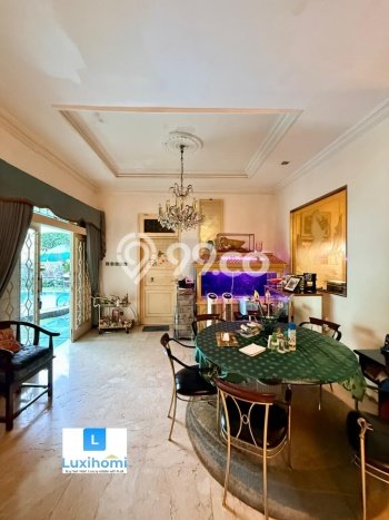 Rumah Mewah Dijual LT 800m2 di Kebayoran Baru, Jakarta Selatan Rumah Mewah Dijual LT 800m2 di Kebayoran Baru, Jakarta Selatan