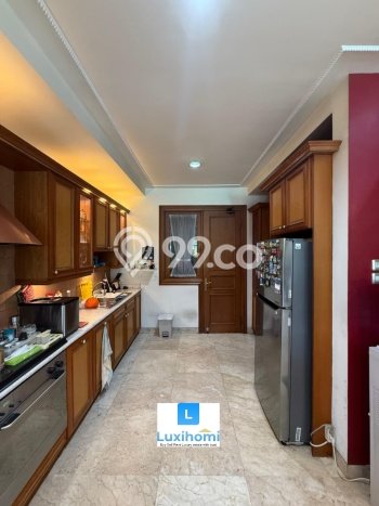 Ready to Use! Premium House LT 914m2 Desain Modern di Pondok Indah Ready to Use! Premium House LT 914m2 Desain Modern di Pondok Indah