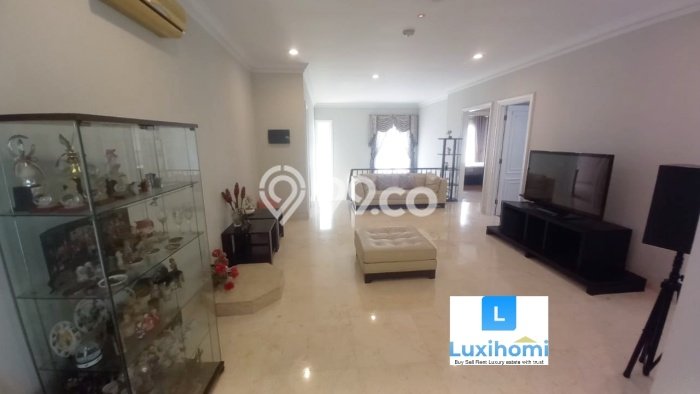 Jarang Ada! Rumah Kontrakan 4 Kamar Bagus Siap Huni BSD City Jarang Ada! Rumah Kontrakan 4 Kamar Bagus Siap Huni BSD City