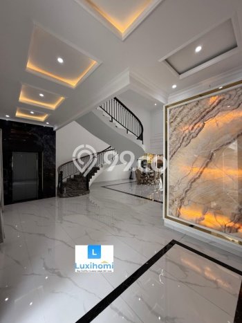 Dijual Rumah Luas Elegan Dengan View Eksklusif di Pondok Indah, Jakarta Selatan Dijual Rumah Luas Elegan Dengan View Eksklusif di Pondok Indah, Jakarta Selatan