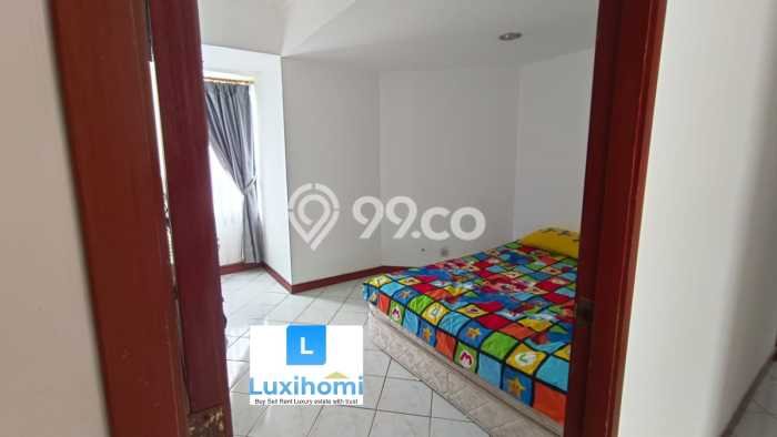 Hunian Apartemen High-Class untuk Dijual di Jakarta Barat dengan 4 BR & 3 Kamar Mandi Hunian Apartemen High-Class untuk Dijual di Jakarta Barat dengan 4 BR & 3 Kamar Mandi