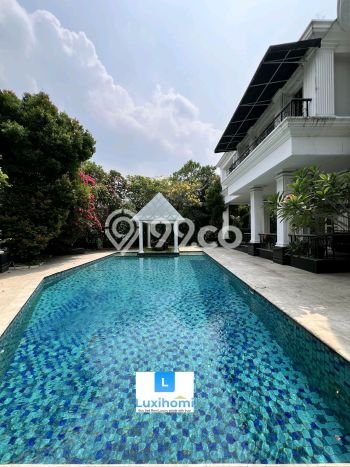Rumah Elit Modern Tanpa Renovasi di Pondok Indah Jakarta Selatan Rumah Elit Modern Tanpa Renovasi di Pondok Indah Jakarta Selatan