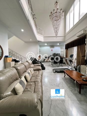 For Sale! Premium House LT 660m2 Desain Elegan di Pondok Indah For Sale! Premium House LT 660m2 Desain Elegan di Pondok Indah