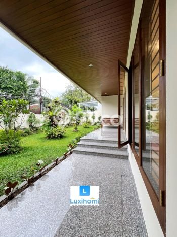 Jual Rumah Luas Elegan Dengan View Eksklusif di Lebak Bulus, Jakarta Selatan Jual Rumah Luas Elegan Dengan View Eksklusif di Lebak Bulus, Jakarta Selatan