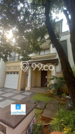 Jual Rumah Luas Megah Dengan View Eksklusif di BSD City, Tangerang Jual Rumah Luas Megah Dengan View Eksklusif di BSD City, Tangerang