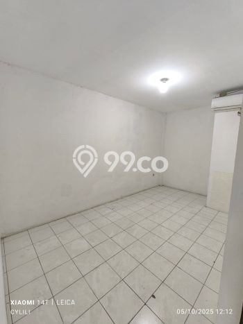 Unit Komersial Disewakan di Jakarta Barat Area Strategis Harga Kompetitif Unit Komersial Disewakan di Jakarta Barat Area Strategis Harga Kompetitif