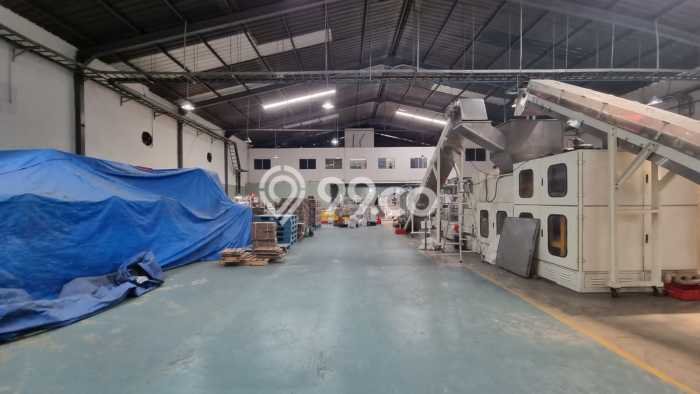 Gudang Bagus Dijual LB 1700m2 Lokasi Strategis Bekasi Area Cocok untuk Bisnis Gudang Bagus Dijual LB 1700m2 Lokasi Strategis Bekasi Area Cocok untuk Bisnis