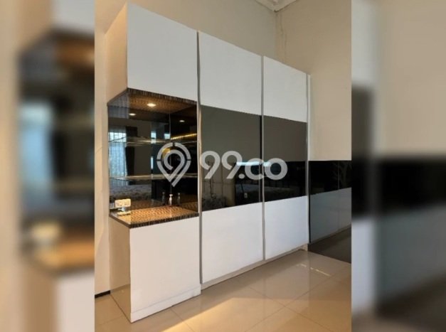 Dijual Rumah Premium dengan Fasilitas Sekitar Lengkap di Sukolilo, Surabaya Dijual Rumah Premium dengan Fasilitas Sekitar Lengkap di Sukolilo, Surabaya